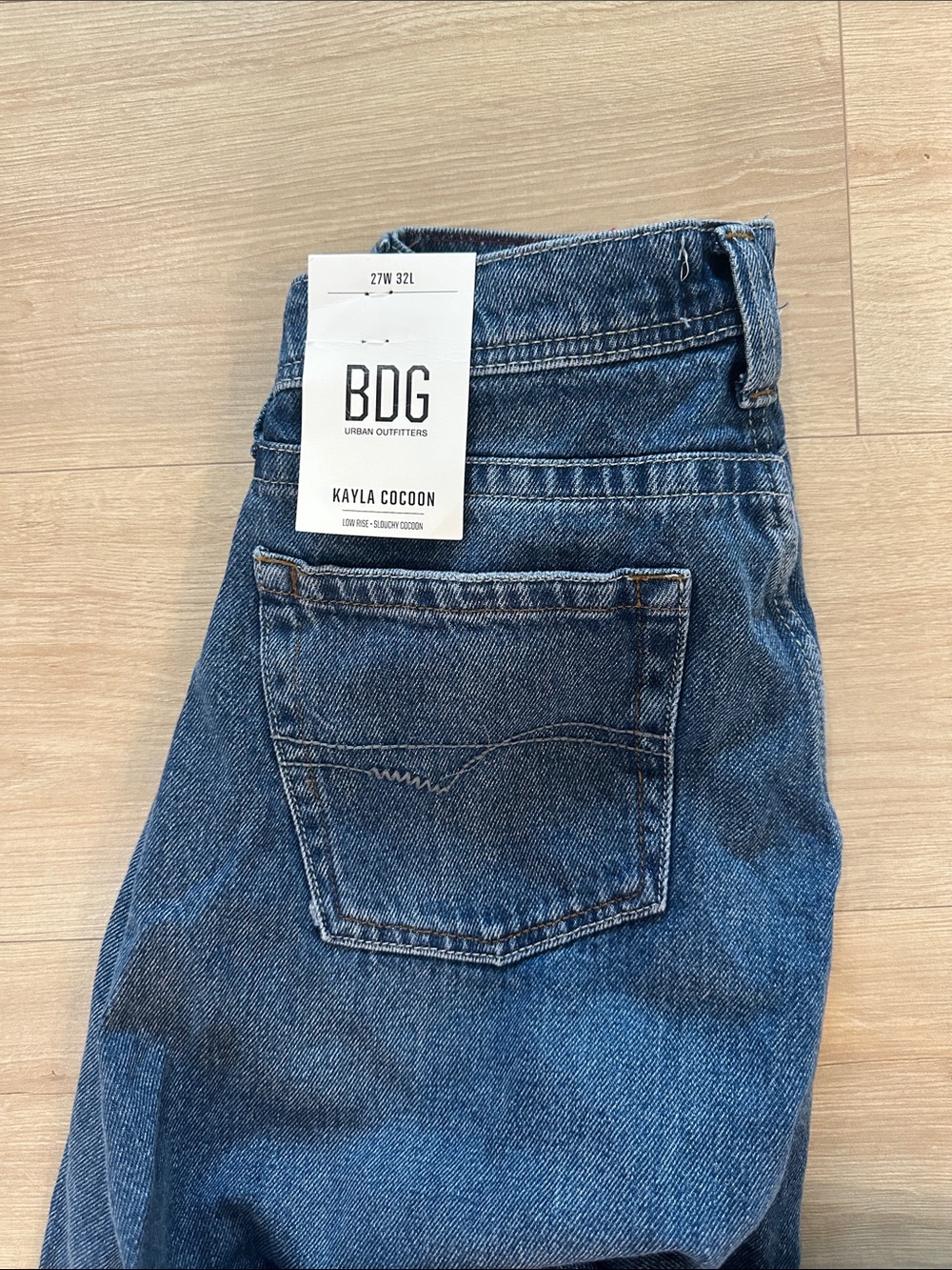 NWT BDG Urban Outfitters Kayla Cocoon Jean - Picture 7 of 7